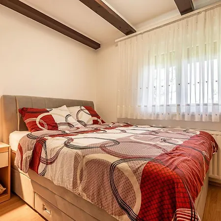 Hotel Vineyard Pri Krakaru - Happy Dragatuš